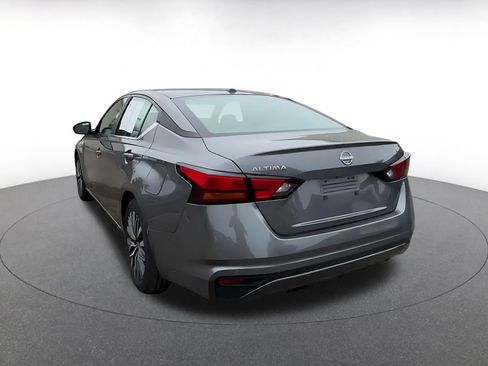 Used 2026 Nissan Altima 2.5 SV FWD image 10