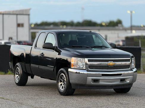 Used 2012 Chevrolet Silverado 1500 LT w/ All-Star Edition AWD/4WD image 1
