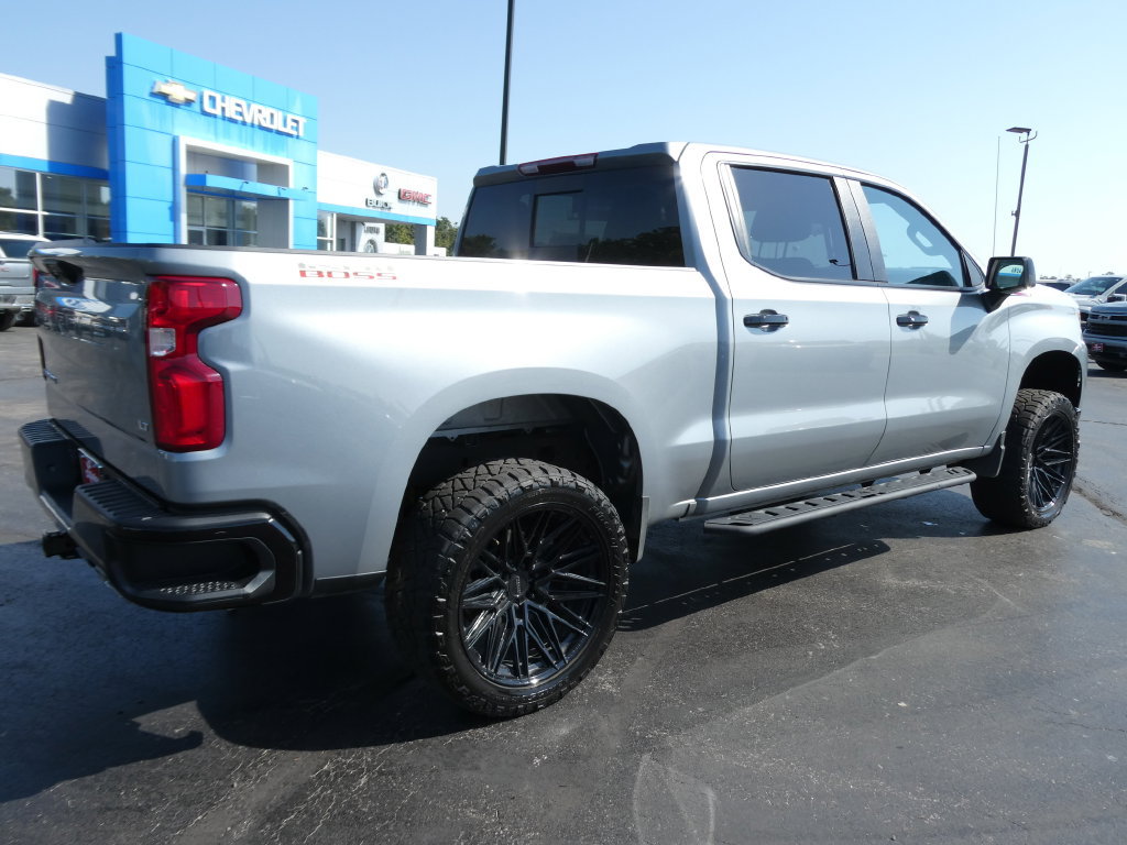 Used 2025 Chevrolet Silverado 1500 LT Trail Boss w/ Convenience Package II AWD/4WD image 5