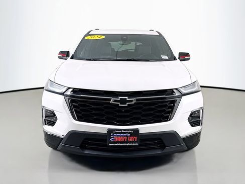 Used 2024 Chevrolet Traverse Premier w/ Redline Edition image 2
