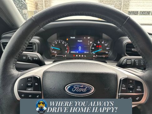 Used 2024 Ford Explorer XLT w/ Equipment Group 202A image 12