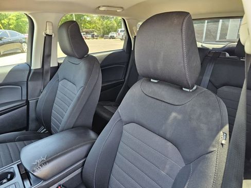 Used 2022 Ford Edge SE AWD/4WD image 17
