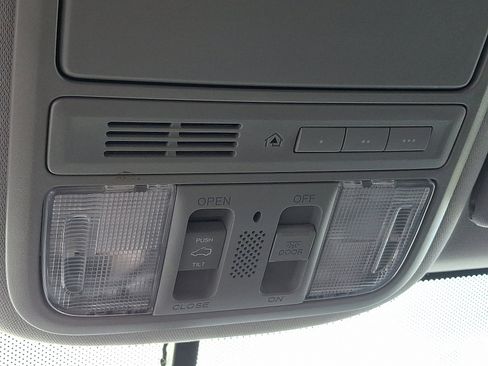 Used 2017 Honda Pilot EX-L image 27