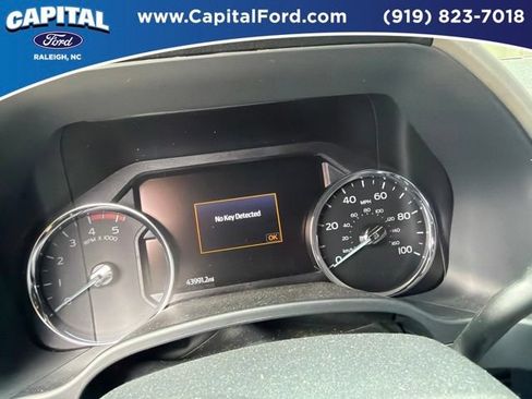 Used 2022 Ford F350 Lariat w/ Tremor Off-Road Package AWD/4WD image 30