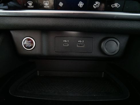 Used 2022 Nissan Rogue SV AWD/4WD image 29
