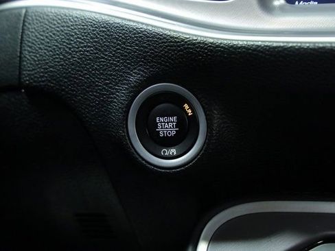 Used 2022 Dodge Challenger R/T Scat Pack image 21