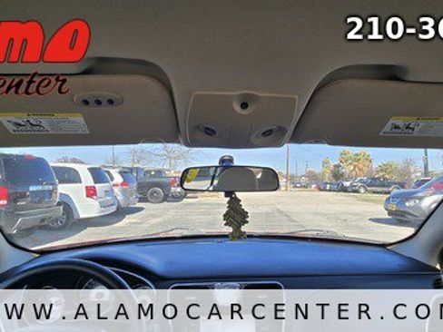 Used 2012 Chrysler 200 Touring image 38