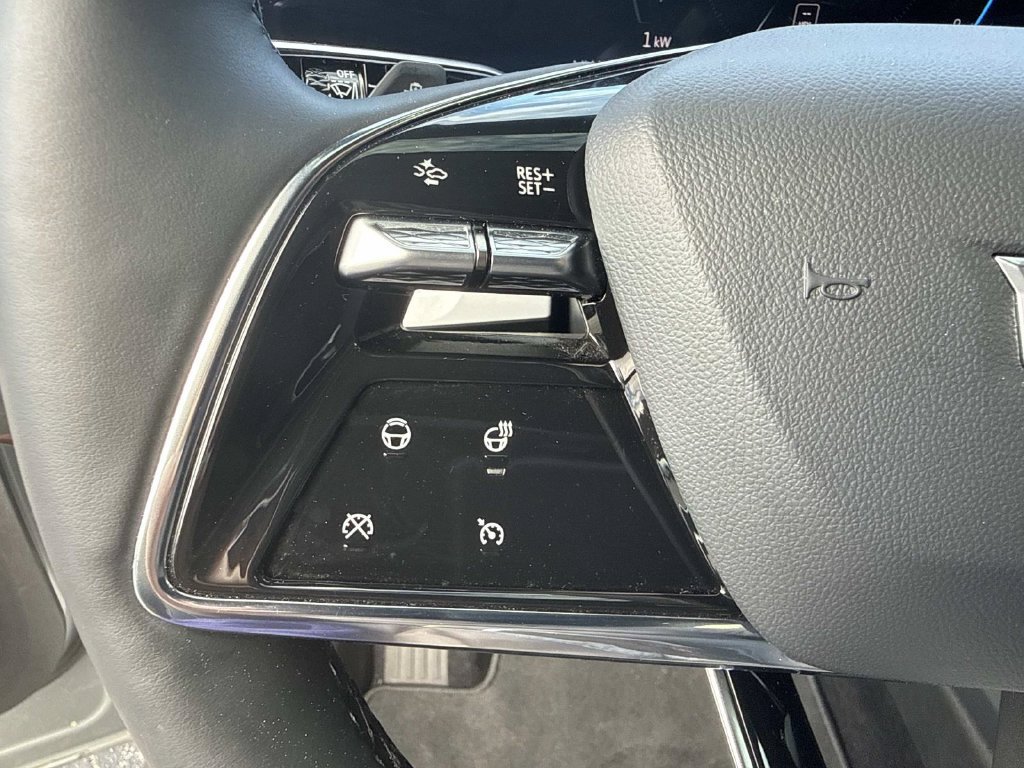 New 2025 Cadillac Optiq Sport 1 AWD/4WD image 31