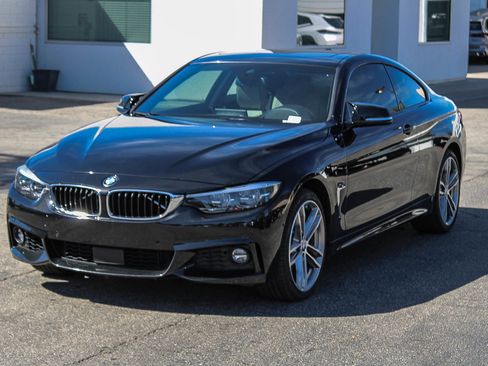 Used 2019 BMW 440i xDrive Coupe w/ M Sport Package image 3