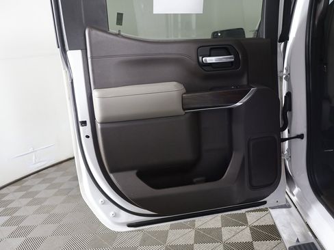 Used 2019 GMC Sierra 1500 SLT image 28