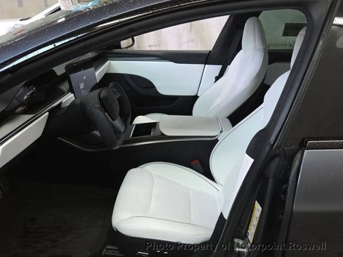 Used 2023 Tesla Model S Plaid AWD/4WD image 2
