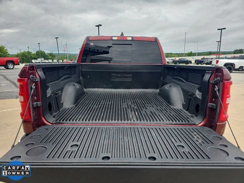 Used 2025 RAM 1500 Laramie AWD/4WD image 6