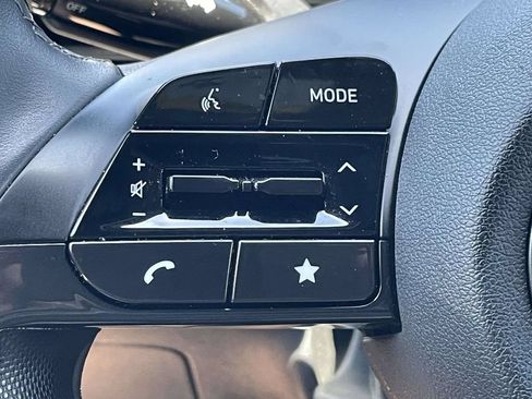 Certified 2025 Hyundai Elantra Sport FWD image 23