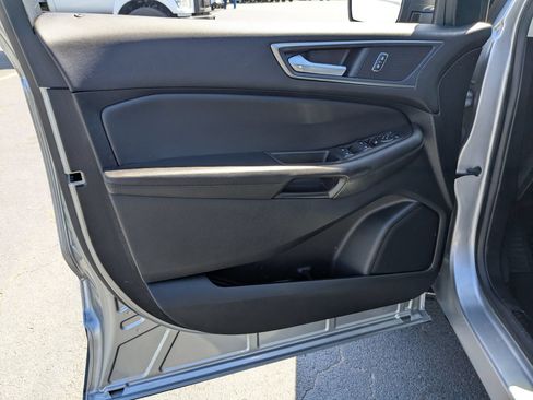 Used 2022 Ford Edge SE AWD/4WD image 12