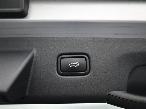 Certified 2022 Hyundai Tucson Limited image 23