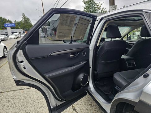 Used 2018 Lexus NX 300h AWD w/ Premium Package image 17