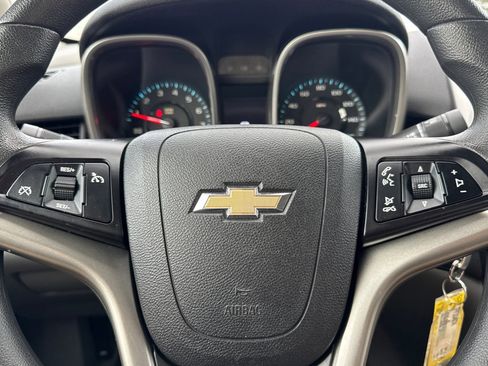 Used 2015 Chevrolet Malibu LS image 17