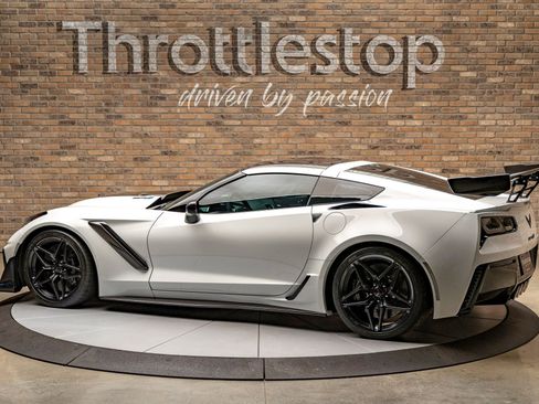 Used 2019 Chevrolet Corvette ZR1 image 6