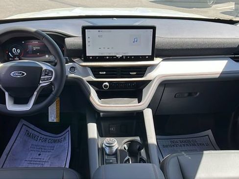 New 2026 Ford Explorer Active w/ Active Comfort Package RWD image 21