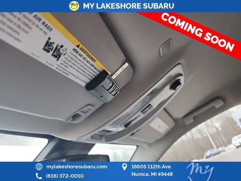 Used 2017 Chevrolet Equinox LT w/ Convenience Package image 21