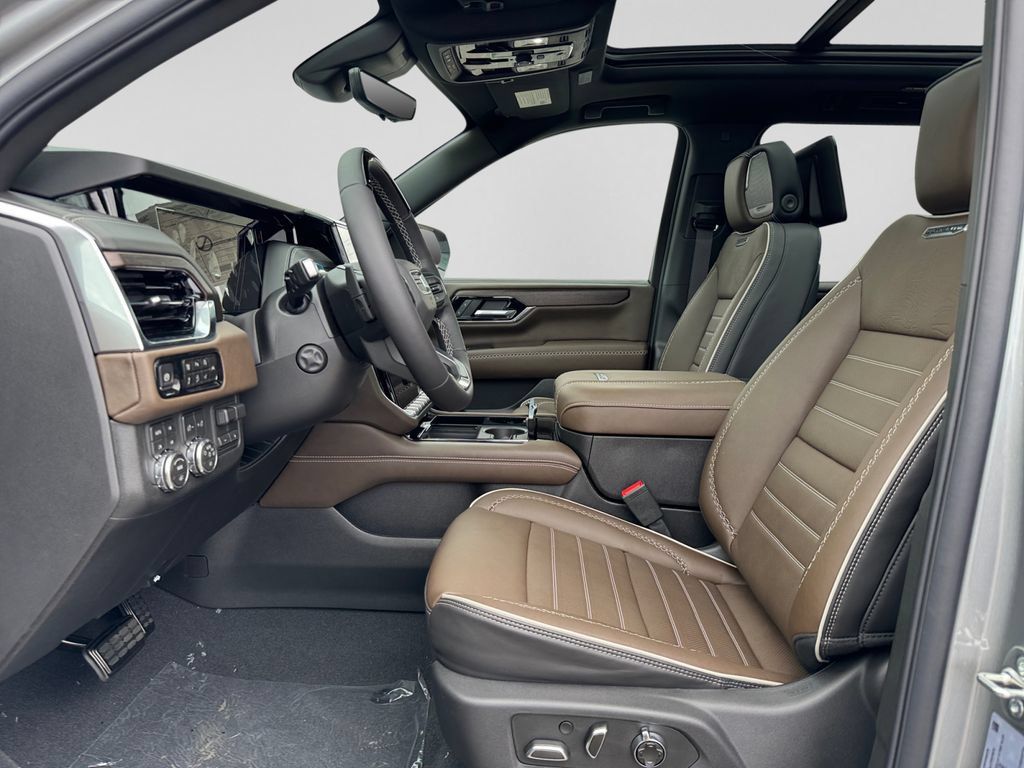 New 2026 GMC Yukon XL Denali Ultimate AWD/4WD image 14