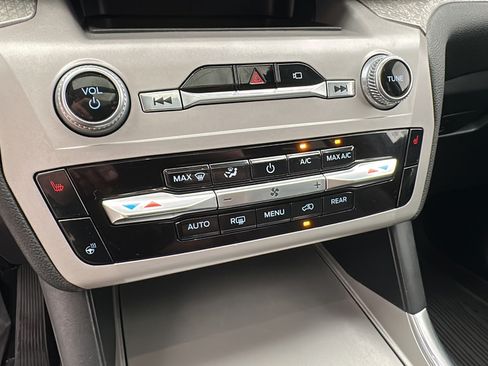Used 2023 Ford Explorer Timberline w/ Timberline Technology Package AWD/4WD image 21