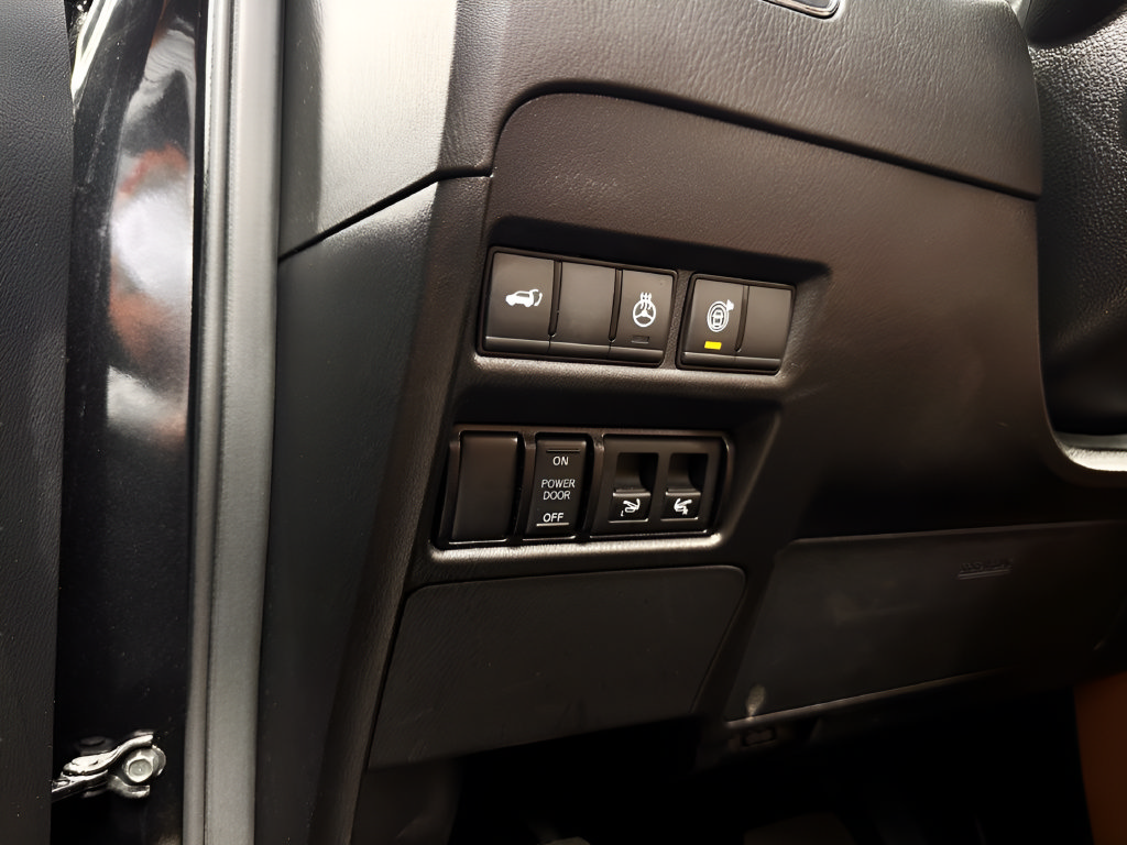 Used 2024 INFINITI QX80 Sensory w/ All-Season Package RWD image 17