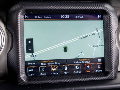 Used 2019 Jeep Wrangler Unlimited Sahara image 13