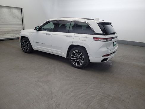 Used 2022 Jeep Grand Cherokee Overland AWD/4WD image 3