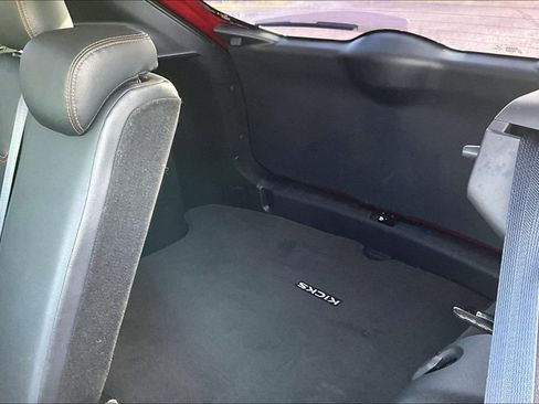 Used 2020 Nissan Kicks SR w/ SR Premium Package image 36