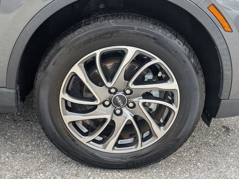 Certified 2022 Lincoln Corsair FWD image 9