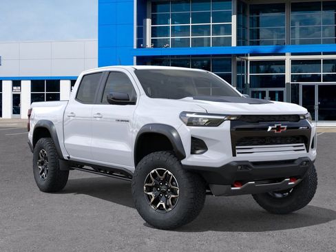 New 2026 Chevrolet Colorado ZR2 w/ Technology Package AWD/4WD image 7