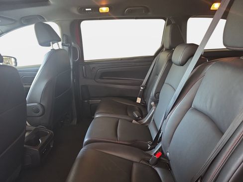 Used 2025 Honda Odyssey Sport-L image 14