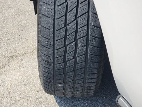 Used 2018 Ford Expedition Max Limited w/ Equipment Group 301A RWD image 11