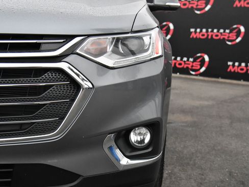 Used 2019 Chevrolet Traverse LT w/ LPO, Floor Liner Package image 11