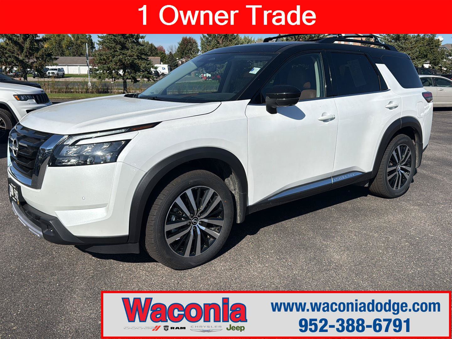 Used 2025 Nissan Pathfinder Platinum AWD/4WD image 1