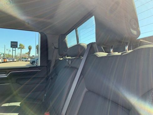 New 2026 GMC Sierra 2500 SLT w/ SLT Convenience Package AWD/4WD image 11