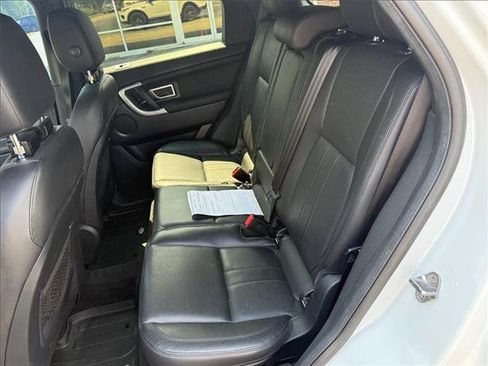 Used 2019 Land Rover Discovery Sport HSE AWD/4WD image 13