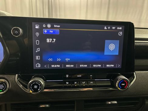 Used 2024 Chevrolet Colorado W/T RWD image 16