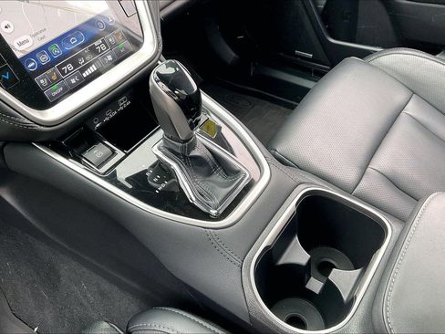 Certified 2025 Subaru Outback Touring XT image 13