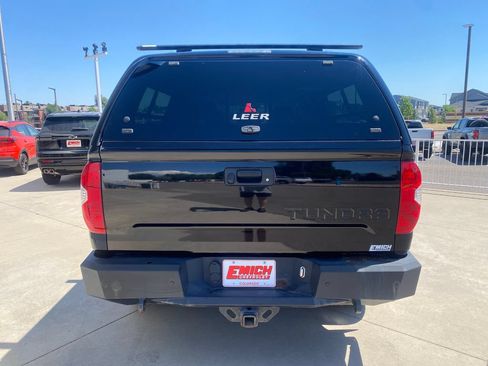 Used 2018 Toyota Tundra Limited w/ Limited Premium Package AWD/4WD image 4