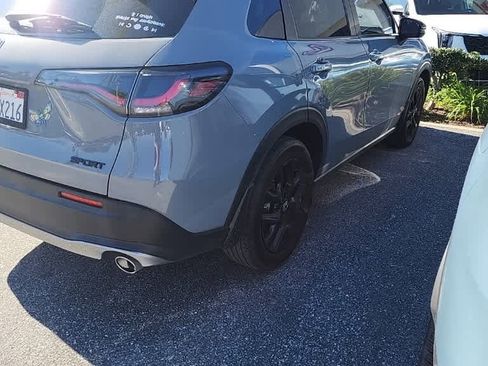 Used 2024 Honda HR-V Sport image 3