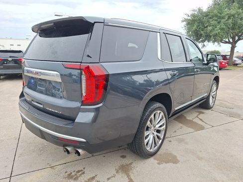 Used 2021 GMC Yukon Denali w/ Denali Premium Package AWD/4WD image 6