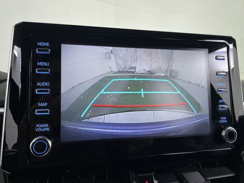 Used 2020 Toyota Corolla LE image 15