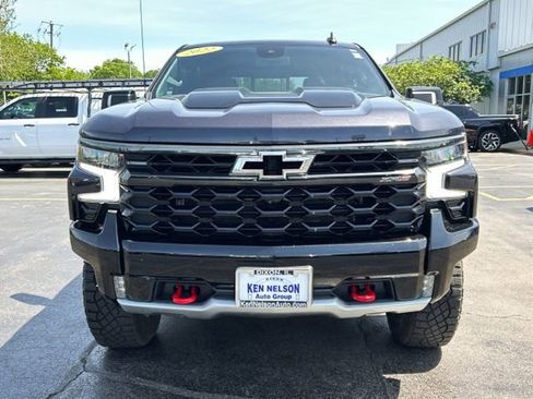 Used 2022 Chevrolet Silverado 1500 ZR2 AWD/4WD image 2