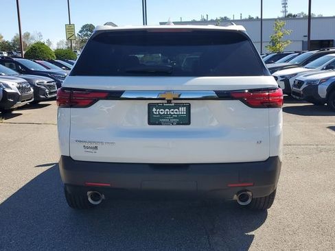Used 2023 Chevrolet Traverse LT image 5