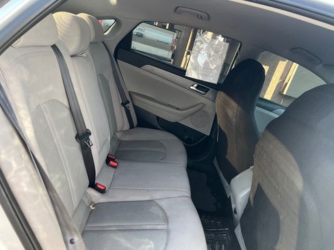Used 2016 Hyundai Sonata SE FWD image 15