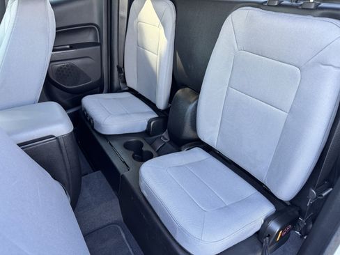 Used 2020 Chevrolet Colorado W/T w/ WT Convenience Package image 15