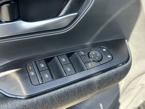 New 2026 Nissan Kicks SV FWD image 23