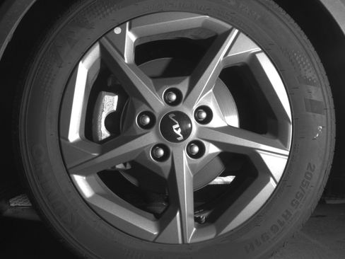 Used 2025 Kia K4 FWD image 12